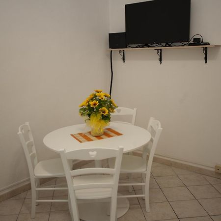 Casa Dea Apartment Livorno Exterior foto